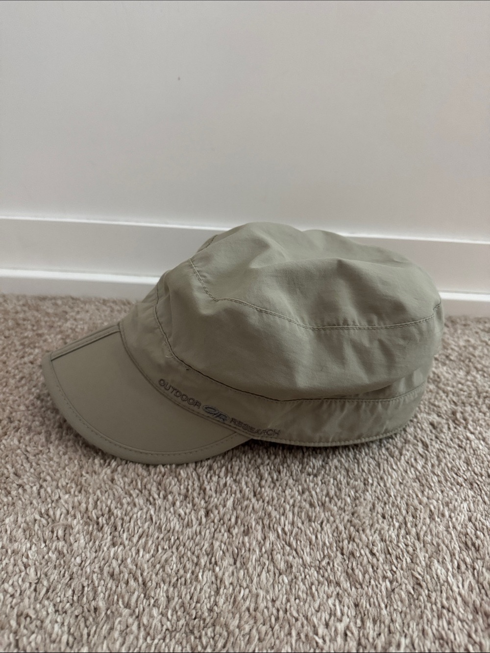 Outdoor Research Radar Pocket Cap Cadet Hat in Khaki, UPF 50 Size Small